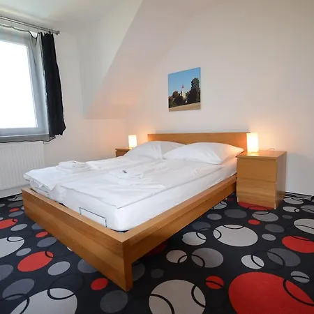 Ferienhaus Holiday Babice A2 *